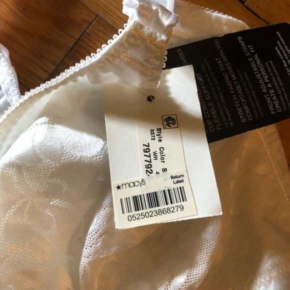 NWT Bali Spa Closure Wirefree Bra in Size 42D - Picture 5 of 6